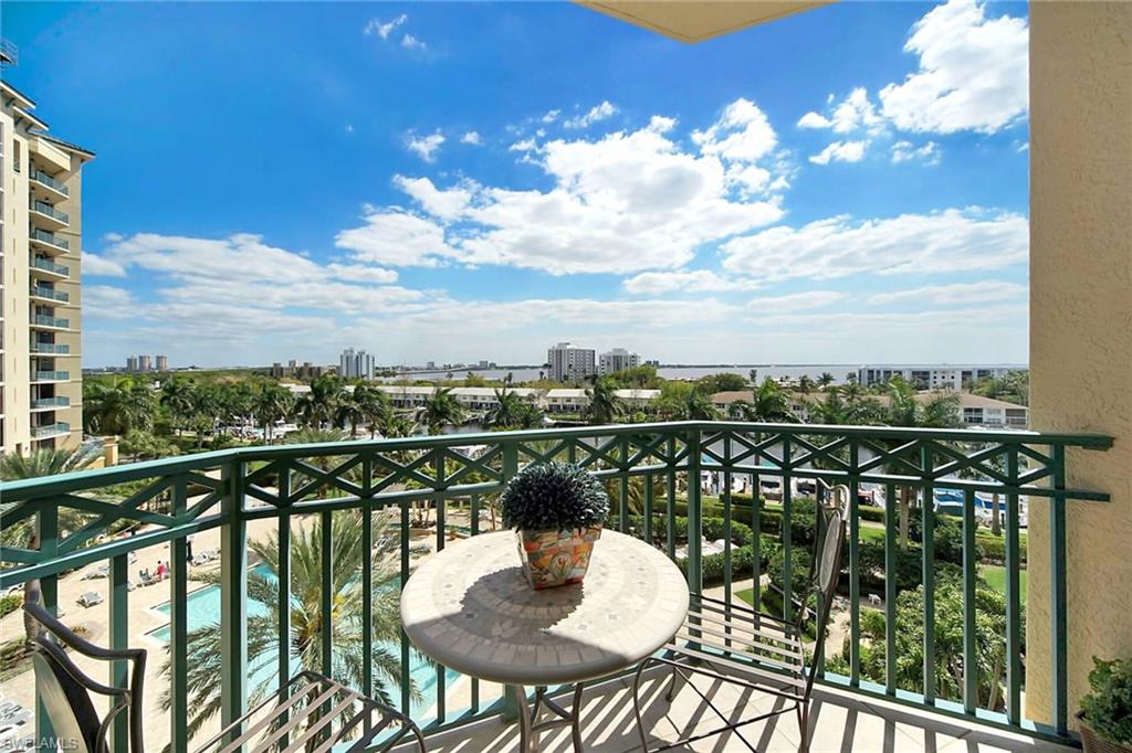 NORTH STAR YACHT CLUB - Residential