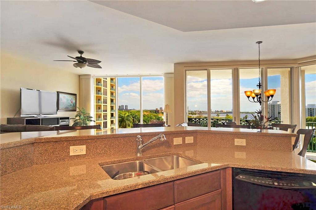 NORTH STAR YACHT CLUB - Residential