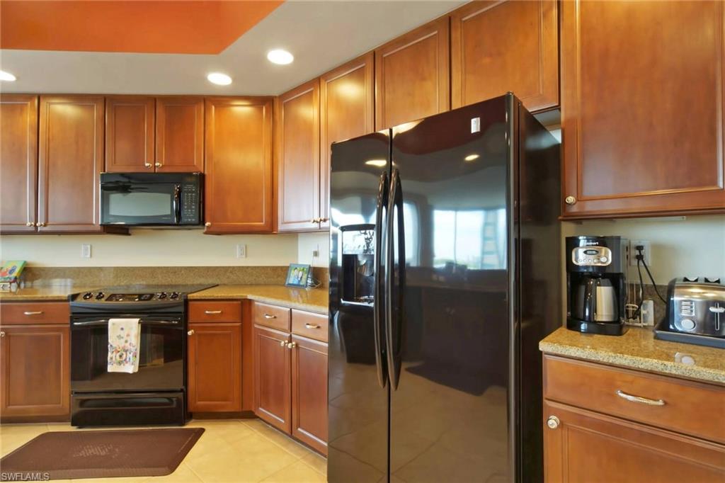 NORTH STAR YACHT CLUB - Residential