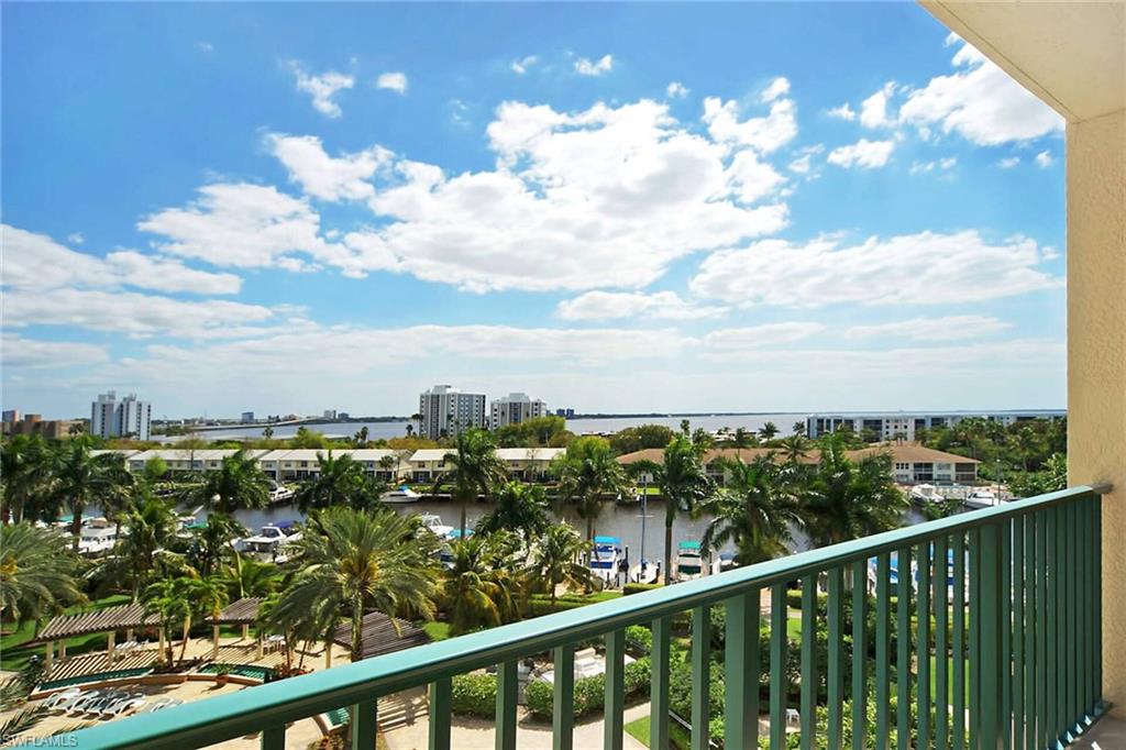 NORTH STAR YACHT CLUB - Residential