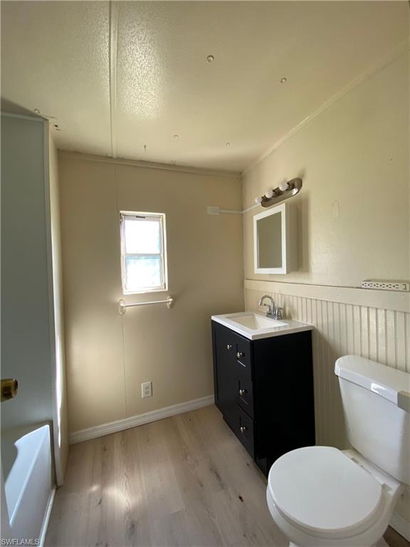 SUNCOAST ESTATES UNREC - Residential Lease