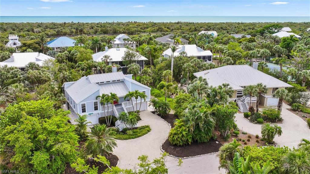 SANIBEL BAYOUS - Residential