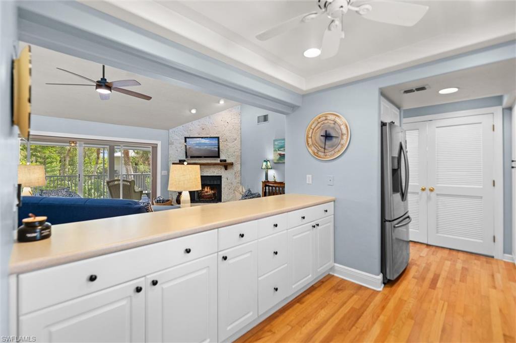 SANIBEL BAYOUS - Residential