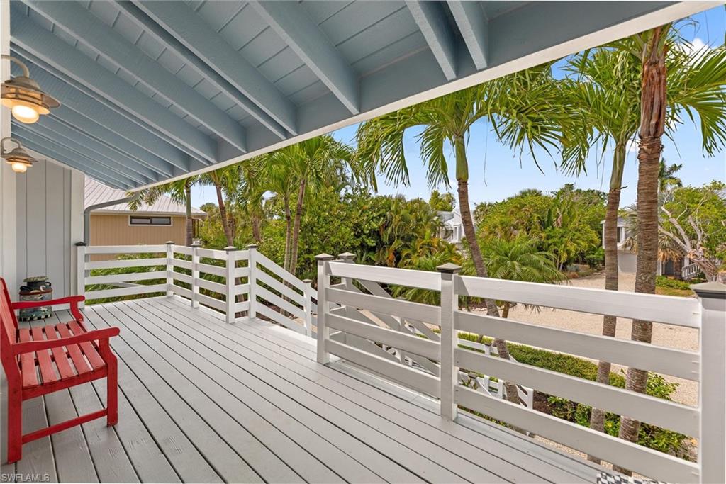 SANIBEL BAYOUS - Residential