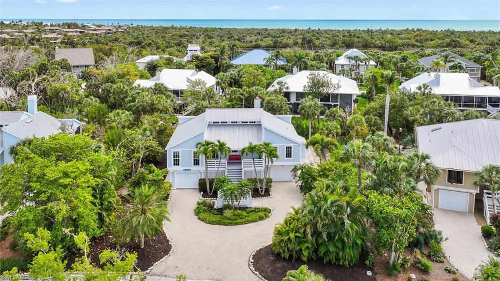 SANIBEL BAYOUS - Residential