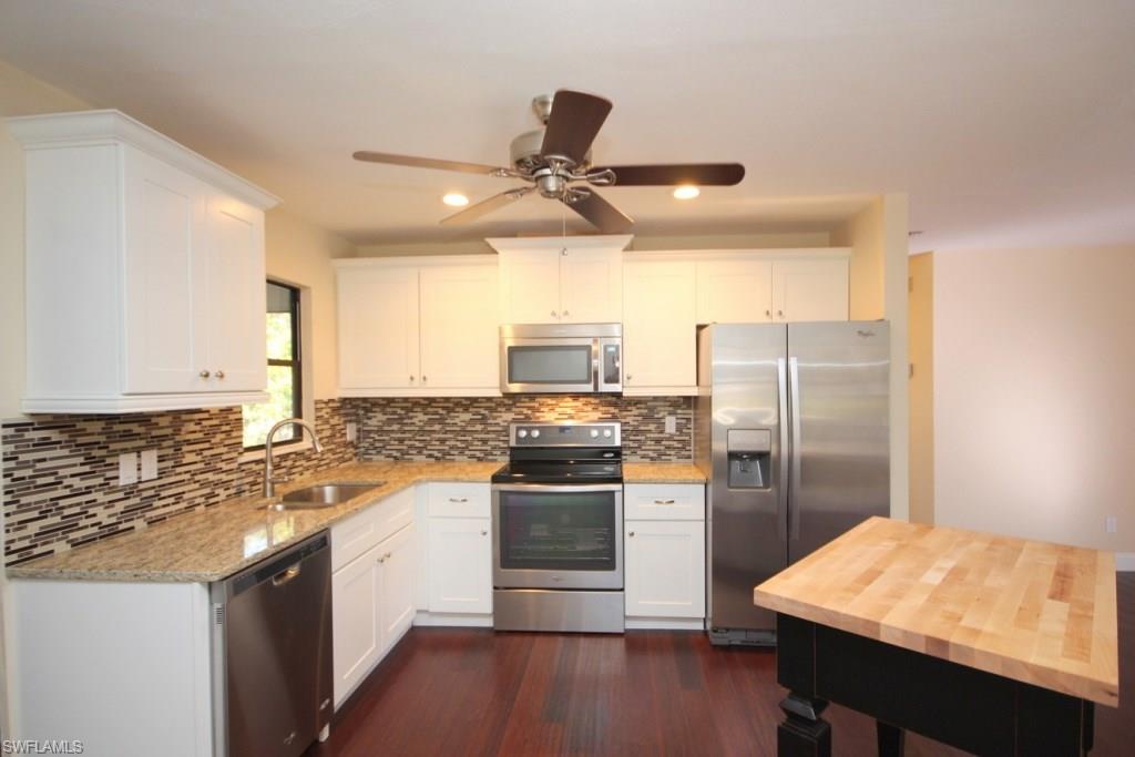 SAN CARLOS PARK - Residential