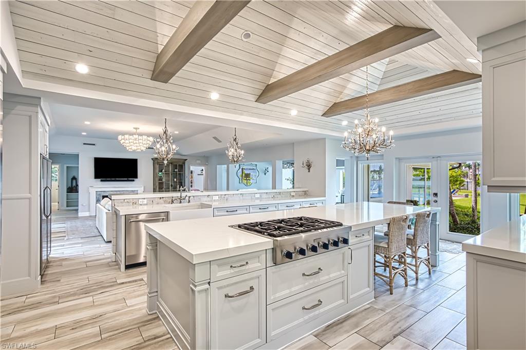 958 Spyglass LN