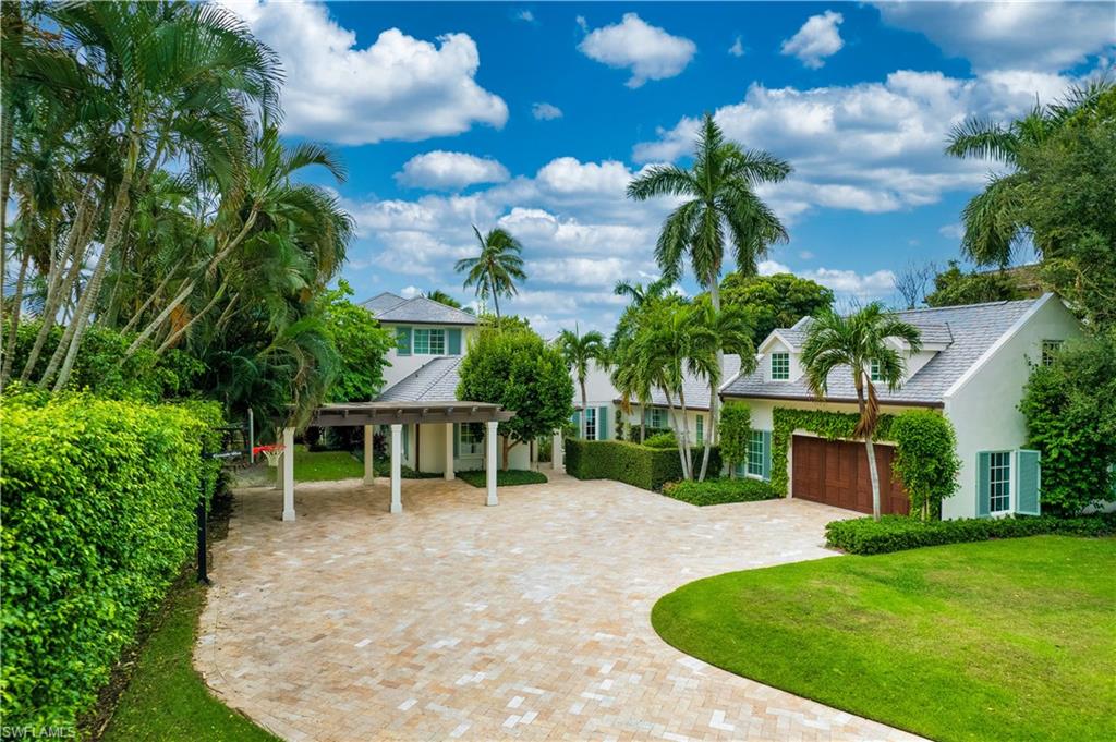 958 Spyglass LN