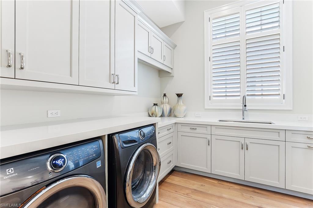 AQUALANE SHORES - Residential