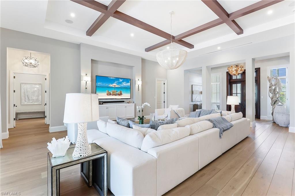 AQUALANE SHORES - Residential