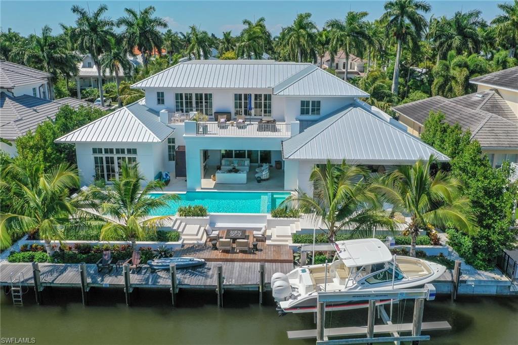 AQUALANE SHORES - Residential