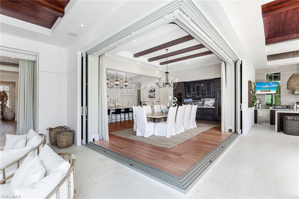 AQUALANE SHORES - Residential