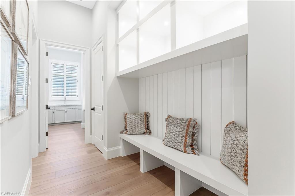 AQUALANE SHORES - Residential