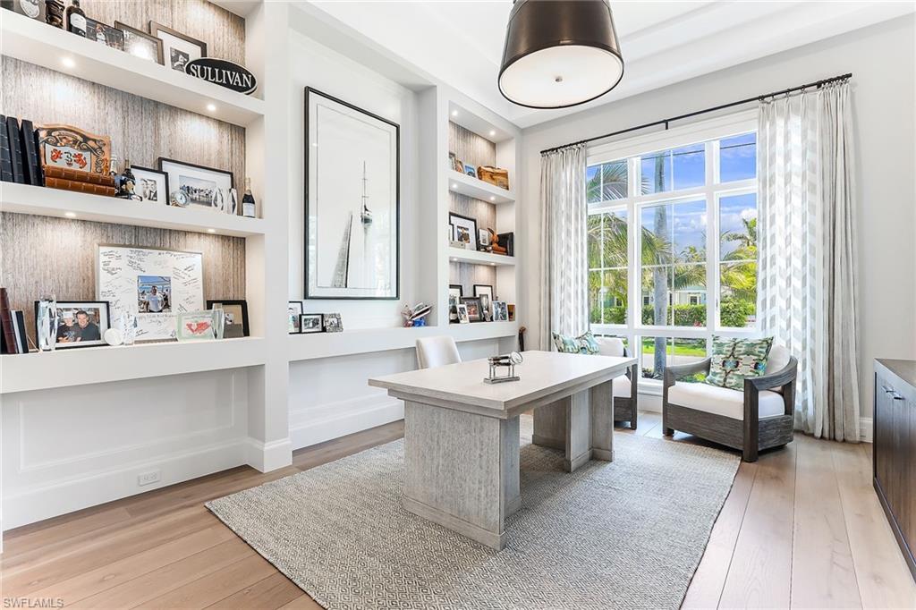 AQUALANE SHORES - Residential