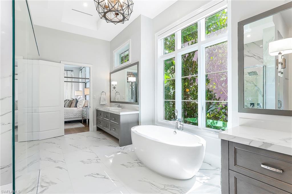 AQUALANE SHORES - Residential