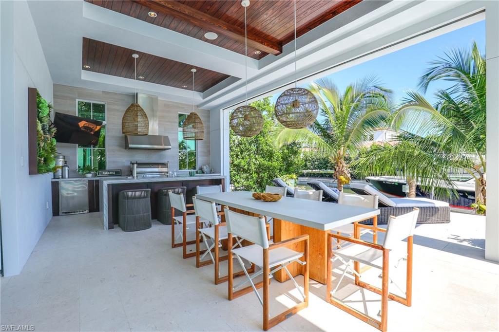 AQUALANE SHORES - Residential