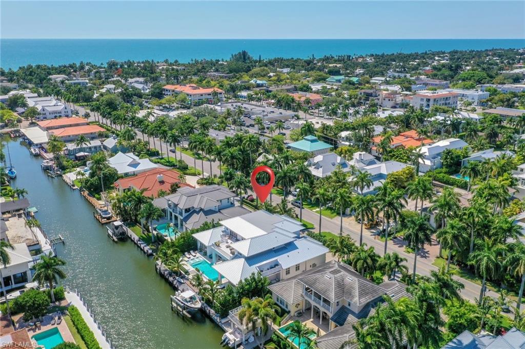 AQUALANE SHORES - Residential