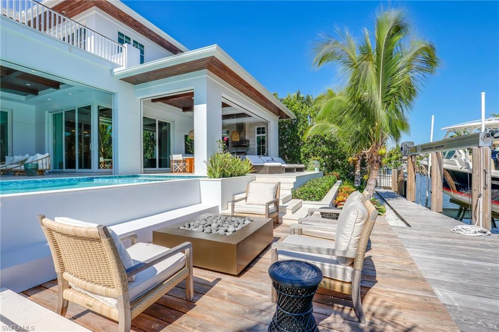 AQUALANE SHORES - Residential