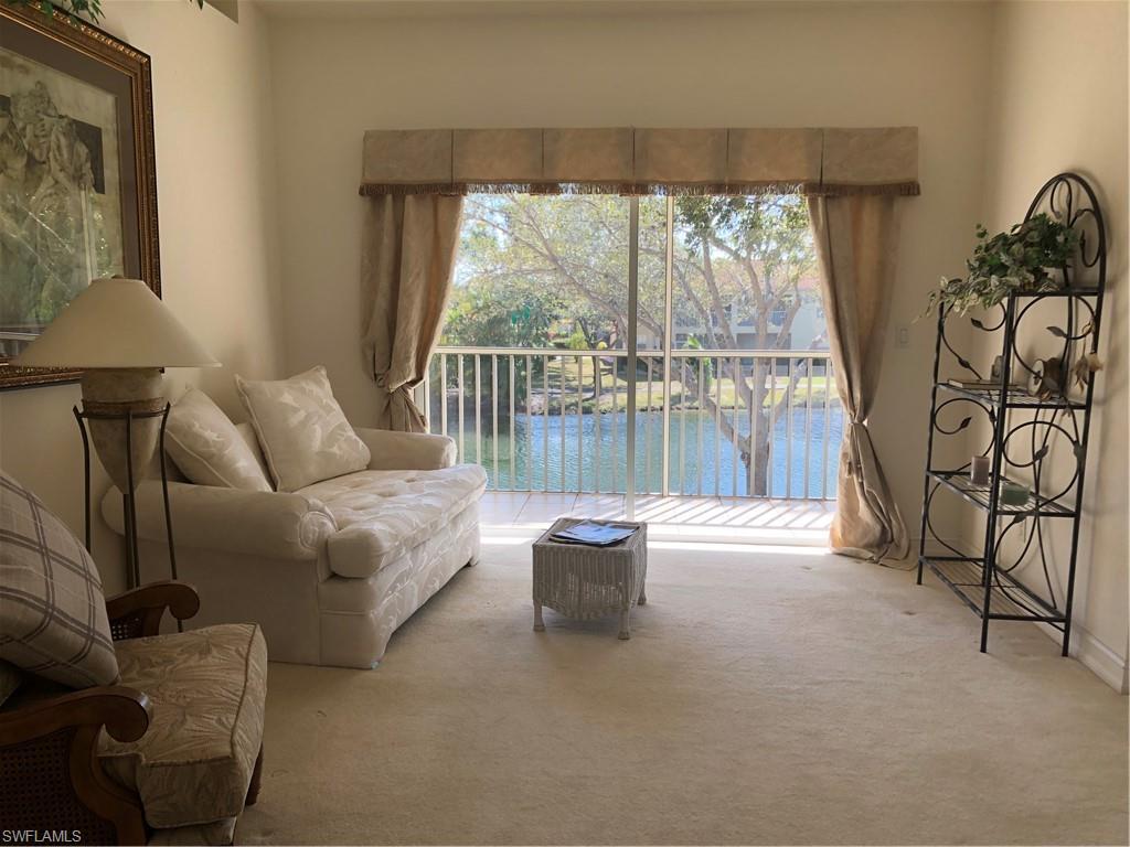 DIAMOND LAKE - Residential