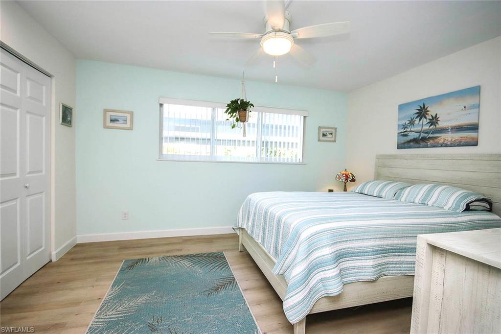 CAPTAINS WALK - Residential