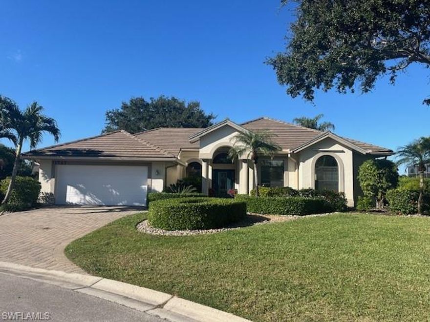 Beautiful western exposure lakefront pool home with 3 bedrooms, den and 3 baths in Longshore Lake