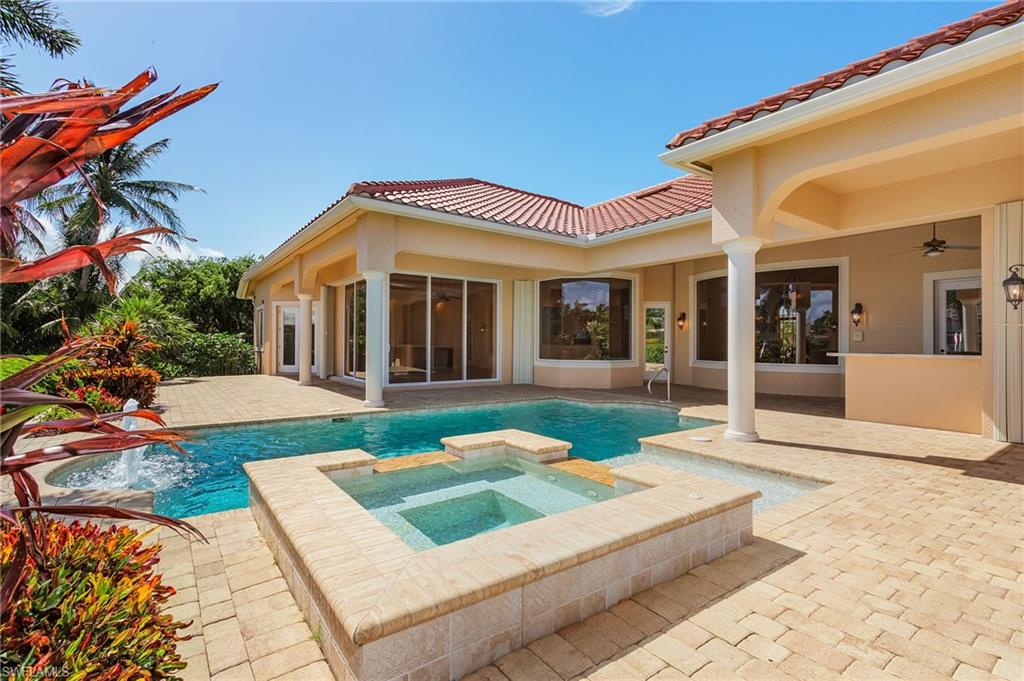 ESTATES - Residential