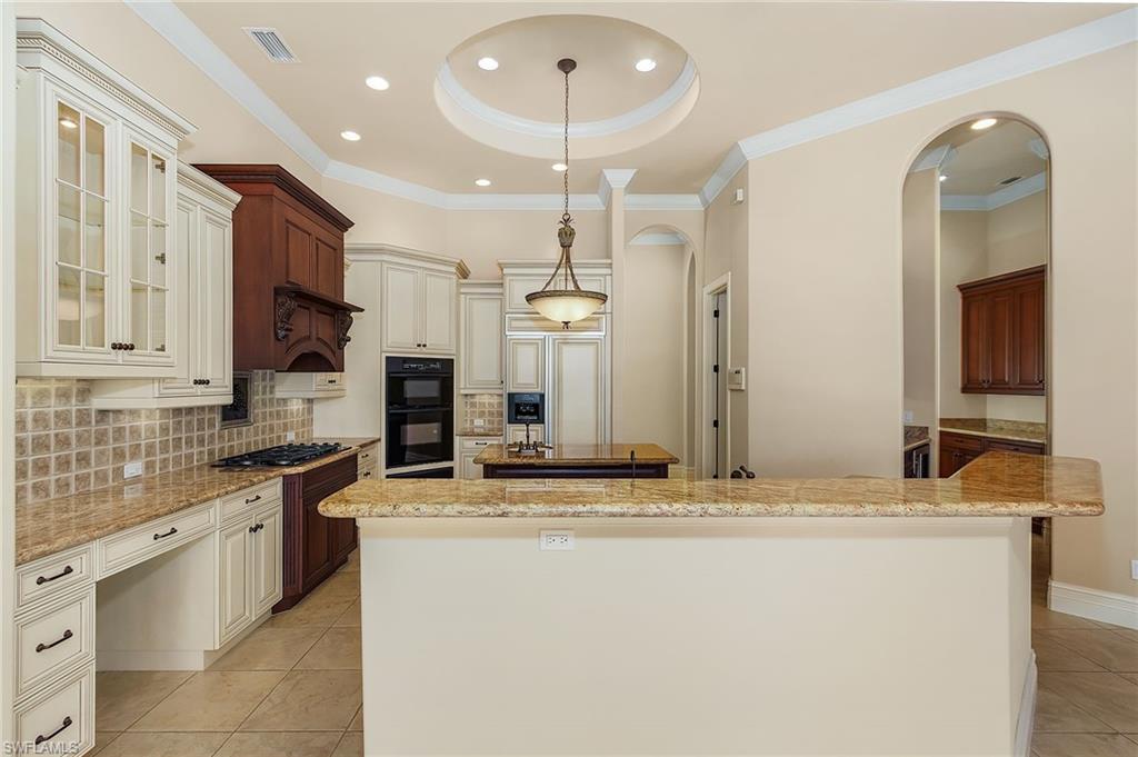 ESTATES - Residential