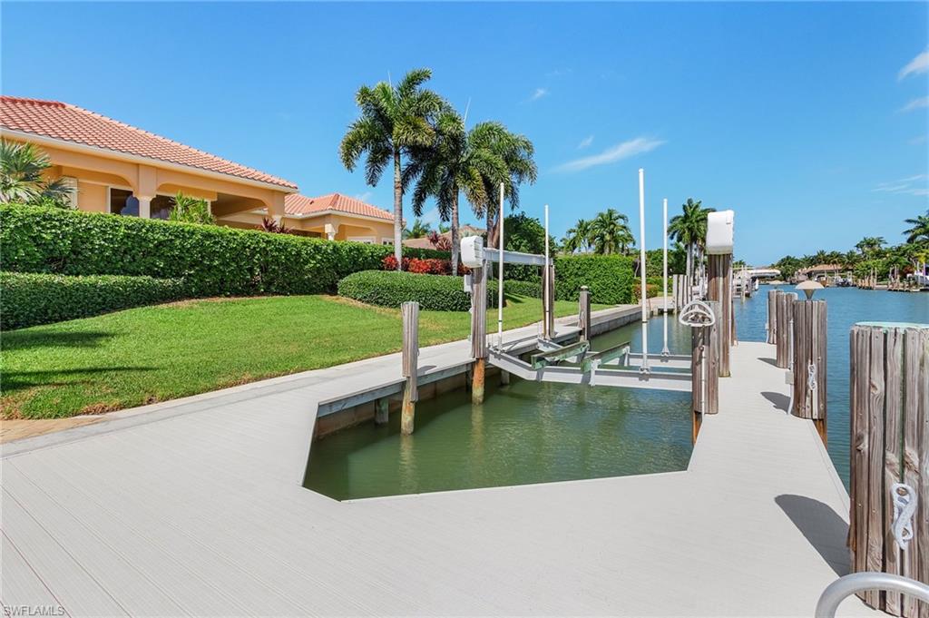 ESTATES - Residential