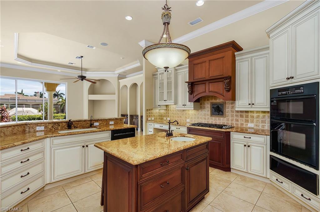 ESTATES - Residential