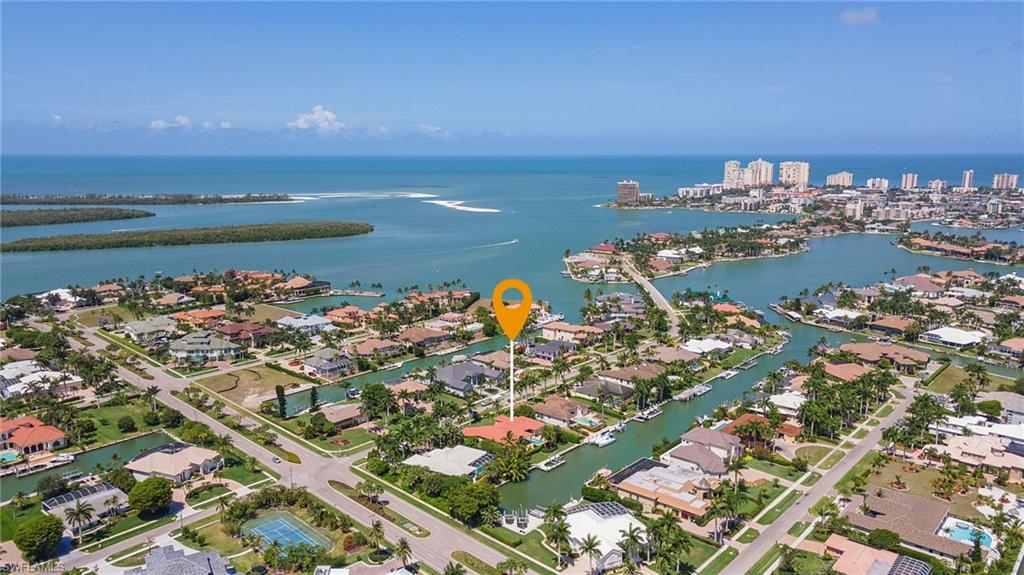 ESTATES - Residential