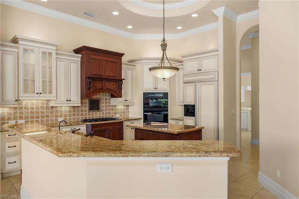 ESTATES - Residential