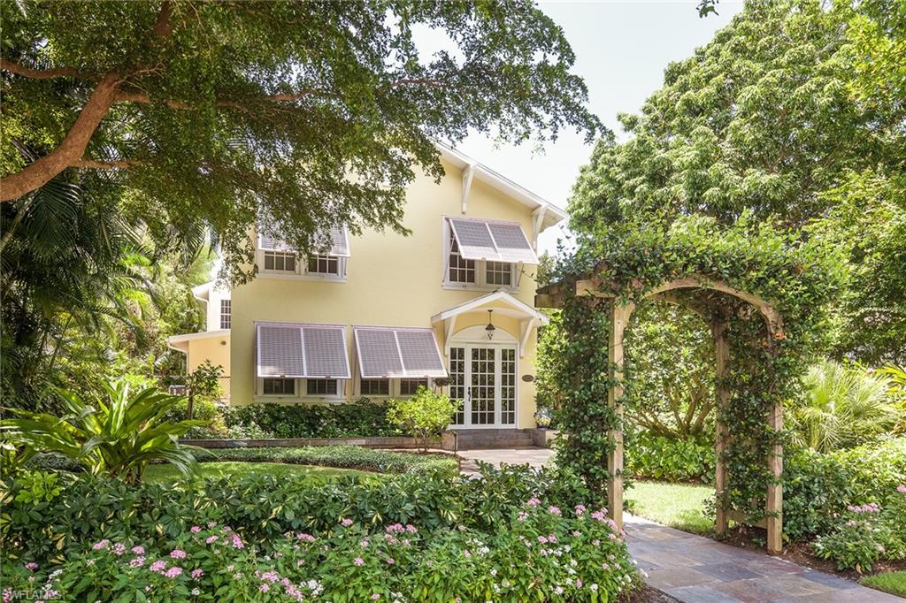 OLDE NAPLES - Residential