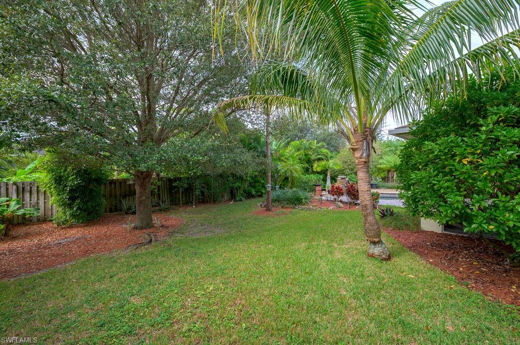 MIRROR LAKES - Residential