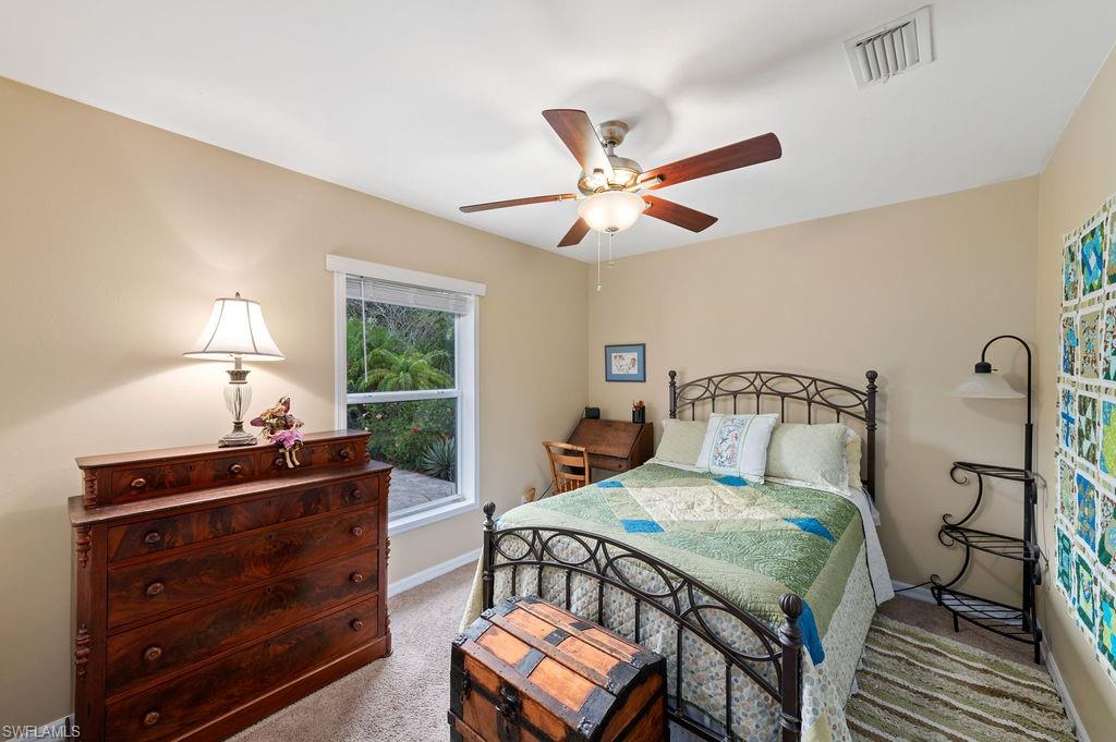 MIRROR LAKES - Residential