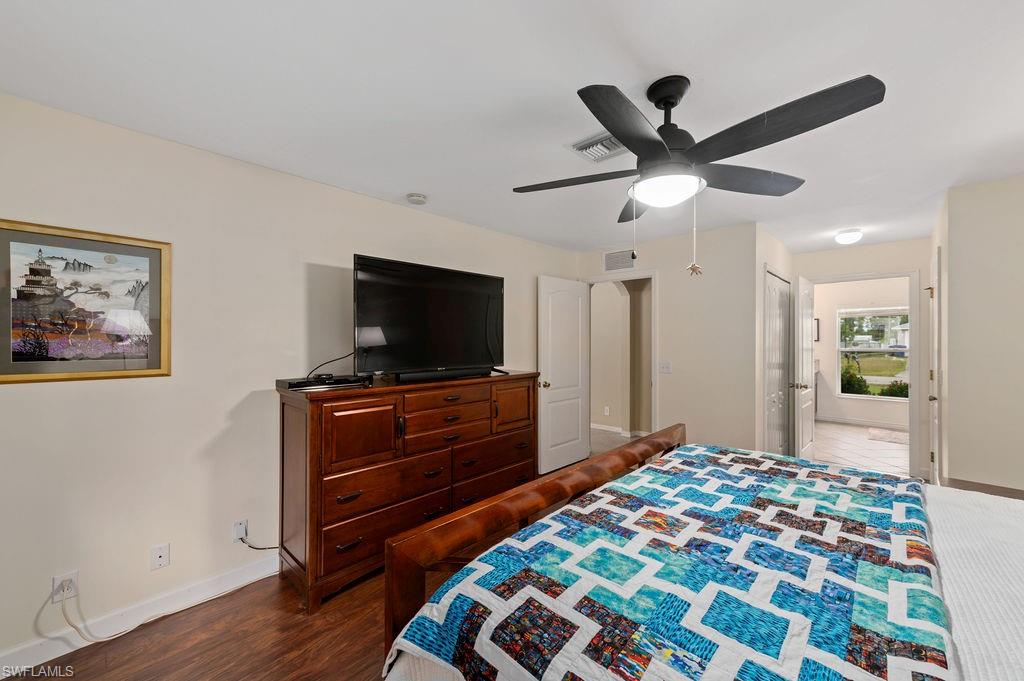 MIRROR LAKES - Residential