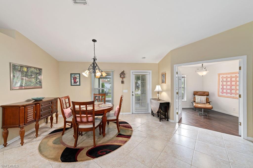 MIRROR LAKES - Residential