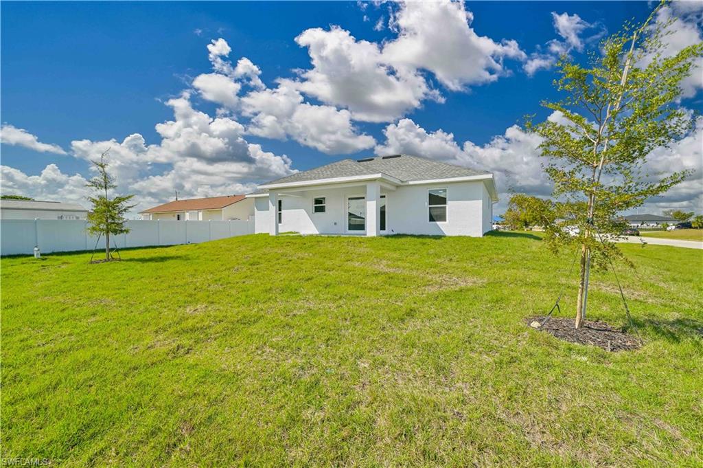 CAPE CORAL - Residential