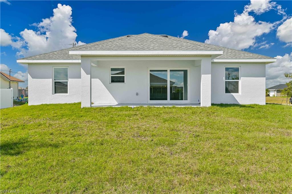 CAPE CORAL - Residential