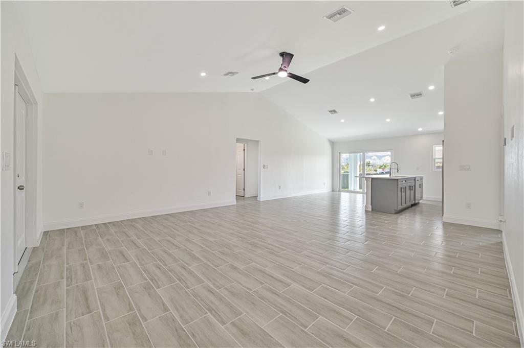 CAPE CORAL - Residential