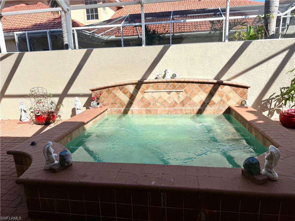 BELL TOWER PARK - Residential