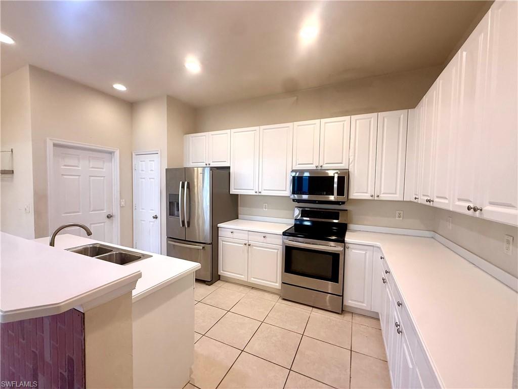 BELL TOWER PARK - Residential