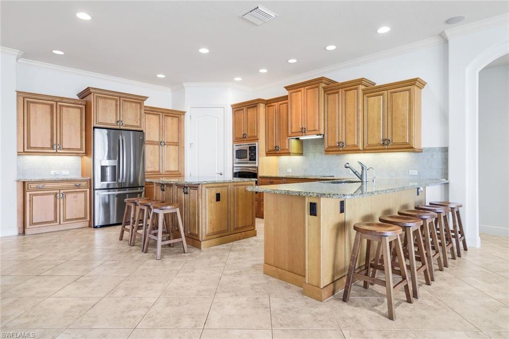 MARCO BEACH - Residential