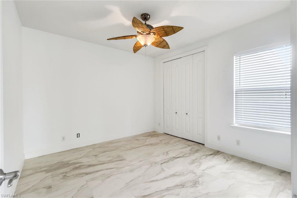 MARCO BEACH - Residential