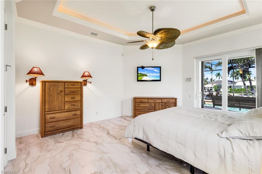 MARCO BEACH - Residential