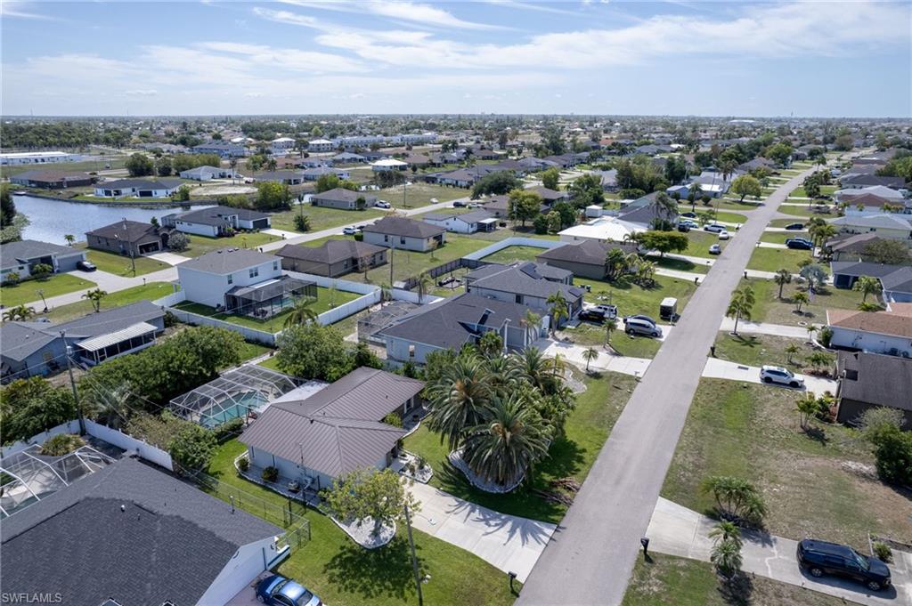 CAPE CORAL - Residential