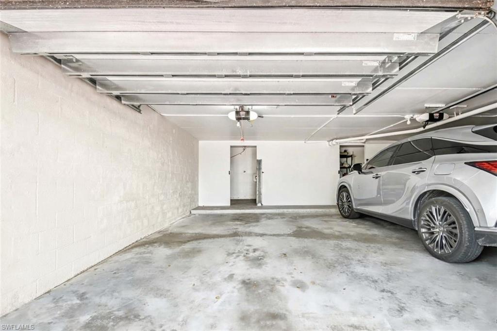 INDIES WEST - Residential