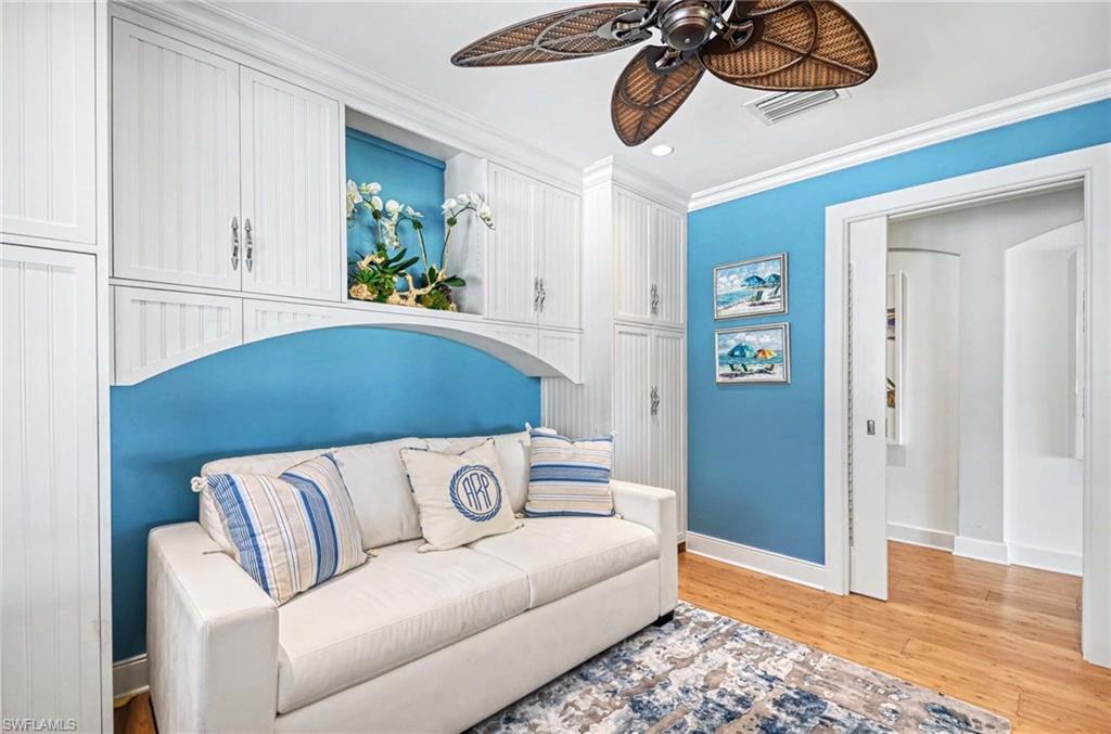 INDIES WEST - Residential