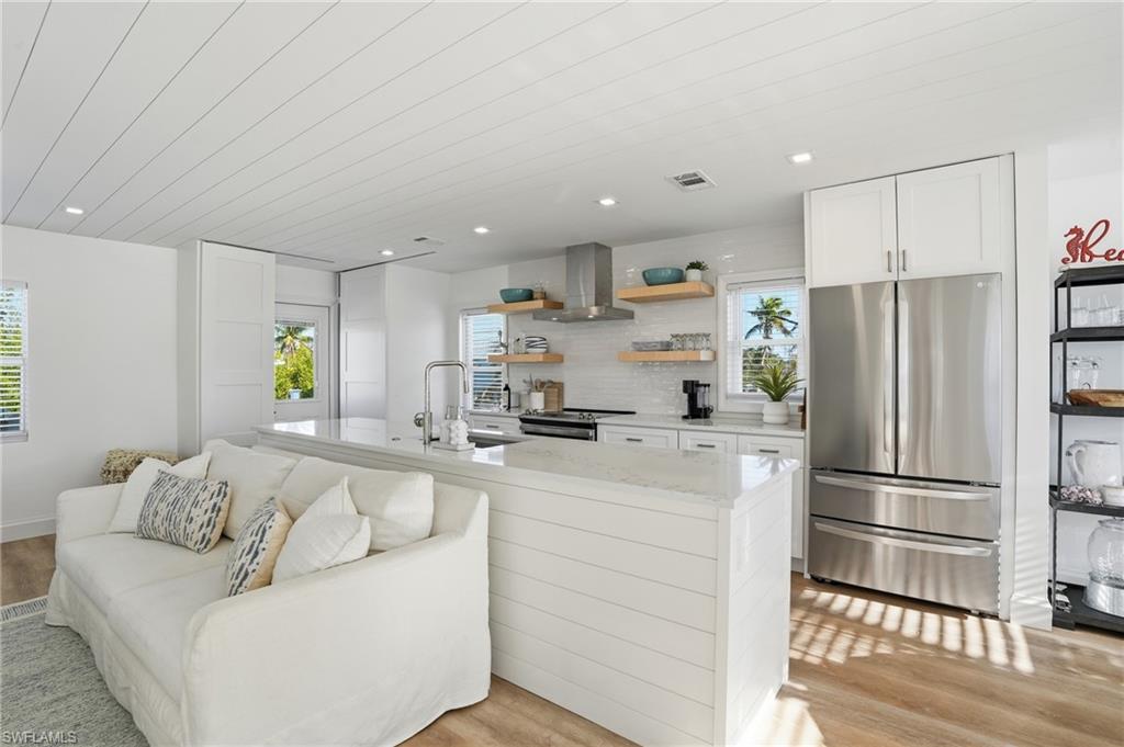 MCPHIE PARK - Residential