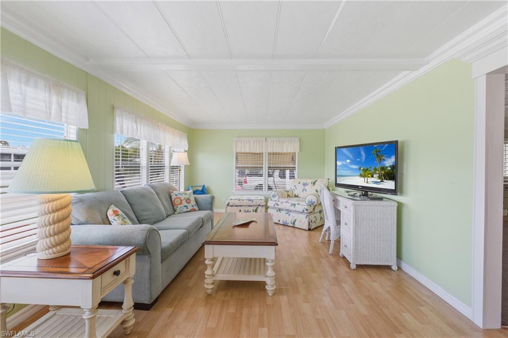 FOREST PARK MOBILE HOME - Residential