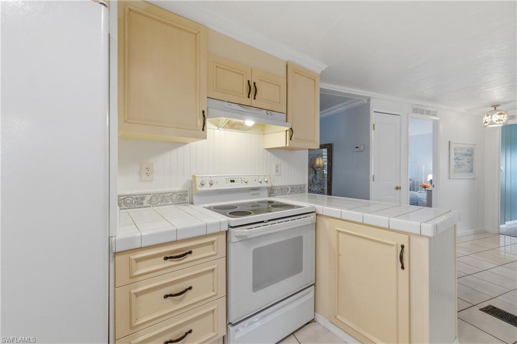 FOREST PARK MOBILE HOME - Residential